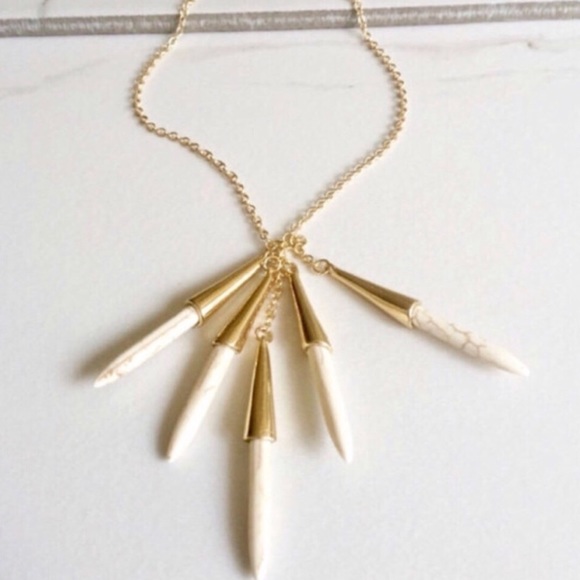 ✨Long Hoard Turquoise Necklace✨ - Picture 2 of 2